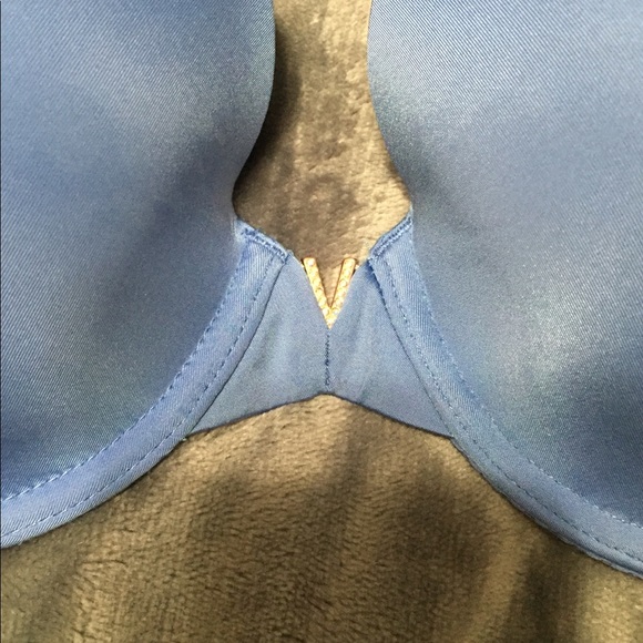 34D - Picture 3 of 4